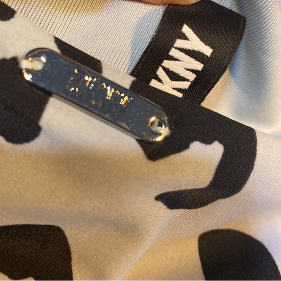 NWT DKNY Cheetah / Leopard Animal Print Hi Rise Bikini Size Top XL, Bottom Large - Picture 10 of 10